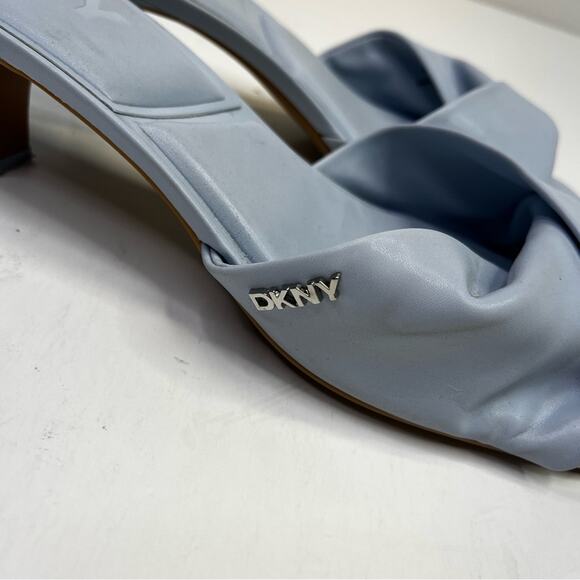 DKNY Jolaine Twist Slide sandals celeste blue - 9.5 - Picture 7 of 12